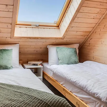 Beautiful In With Outdoor Swimming Pool, Sauna And Heated Swimming Pool *